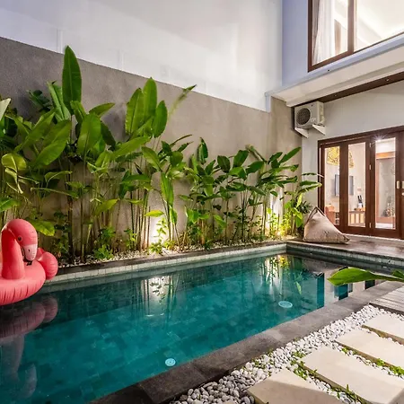 Taman Dharmawangsa Villa - 3Br Luxury Private Pool Villa In Nusa Dua