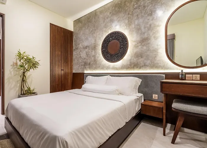 Taman Dharmawangsa - 3br Luxury Private Pool In فيلة *