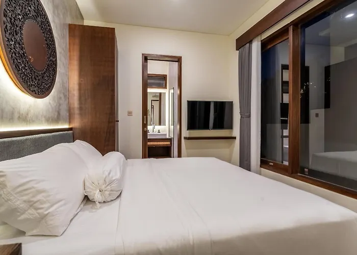 Taman Dharmawangsa - 3br Luxury Private Pool In فيلة نوسا دوا